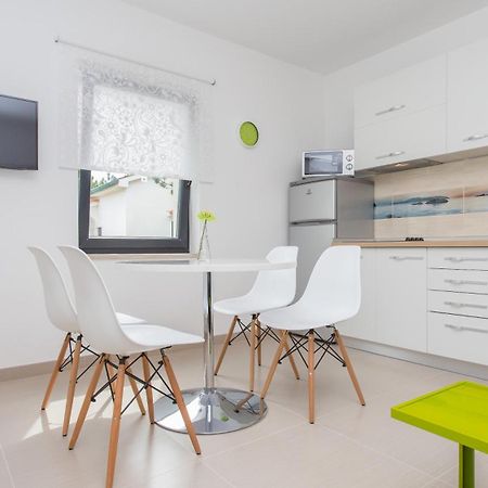 Apartmani Memories I Baska  Luaran gambar