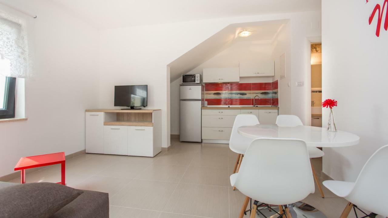 Apartmani Memories I Baska  Luaran gambar
