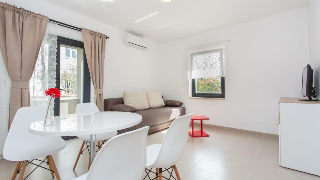 Apartmani Memories I Baska  Luaran gambar